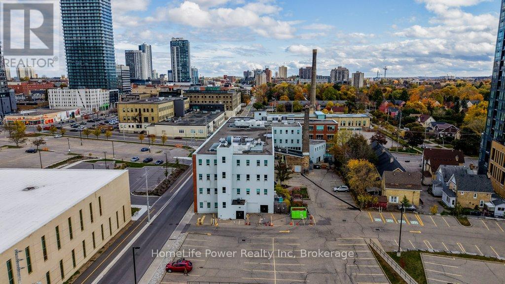 300 - 6 - 72 Victoria Street S, Kitchener, Ontario  N2G 4Y9 - Photo 15 - X12430046