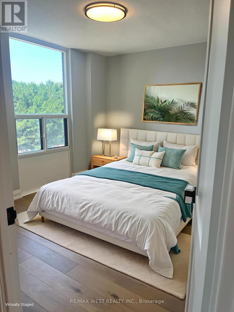 304 - 1535 Lakeshore Road E, Mississauga, Ontario  L5E 3E2 - Photo 24 - W12598318