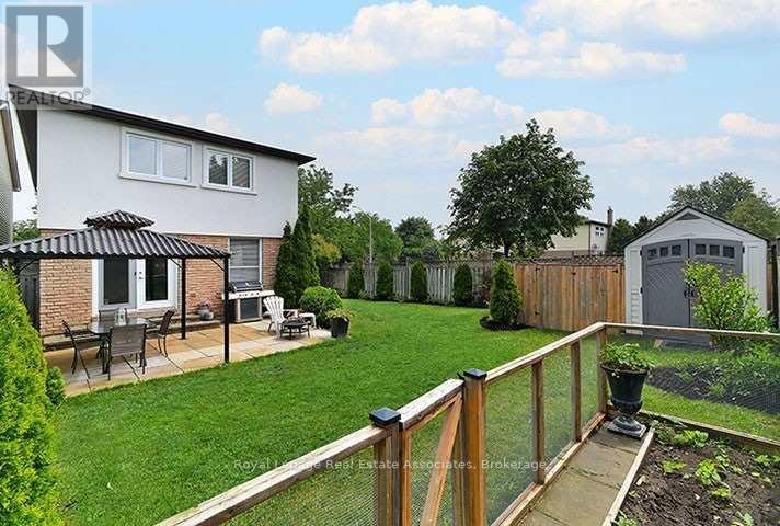 4302 Shelby Crescent, Mississauga, Ontario  L4W 3T3 - Photo 28 - W12598330