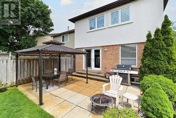 4302 Shelby Crescent, Mississauga, Ontario  L4W 3T3 - Photo 30 - W12598330