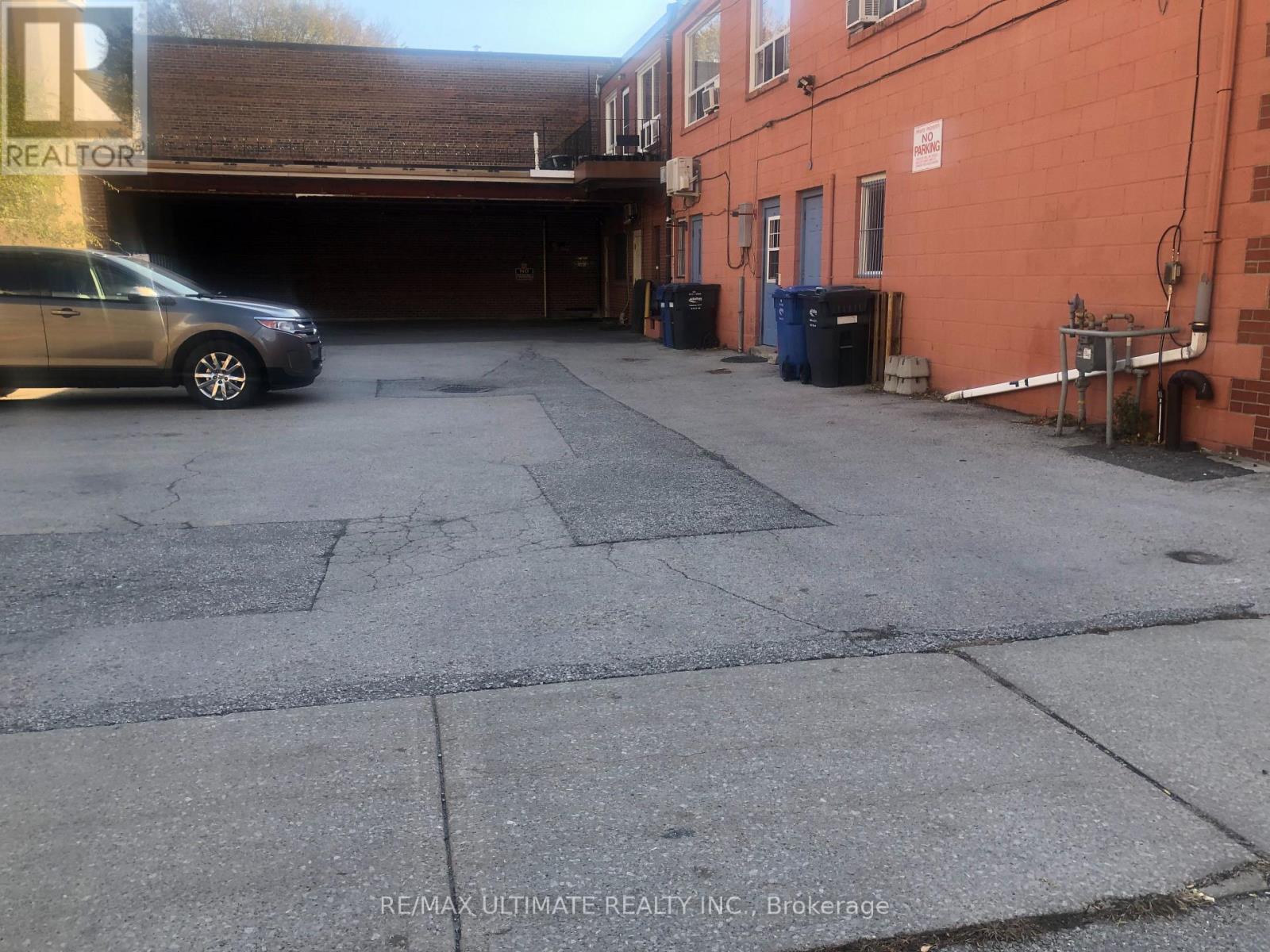 389-391 Kerr Street, Oakville, Ontario  L6K 3B9 - Photo 10 - W12598334