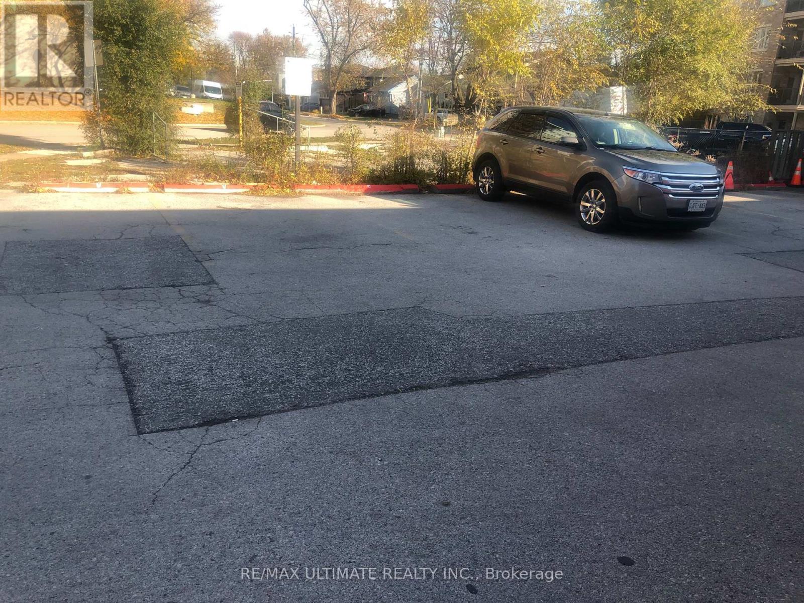 389-391 Kerr Street, Oakville, Ontario  L6K 3B9 - Photo 13 - W12598334