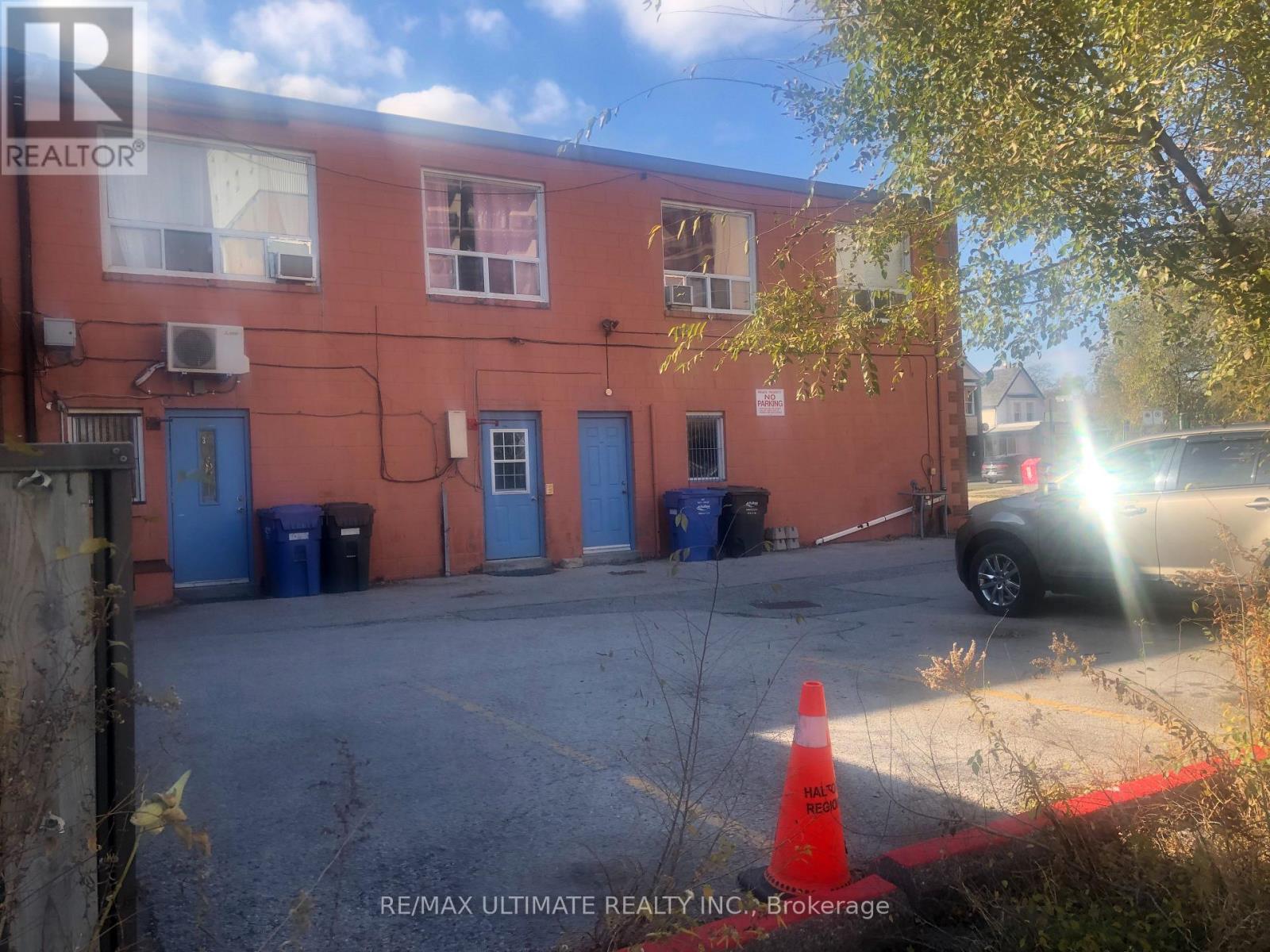 389-391 Kerr Street, Oakville, Ontario  L6K 3B9 - Photo 8 - W12598334