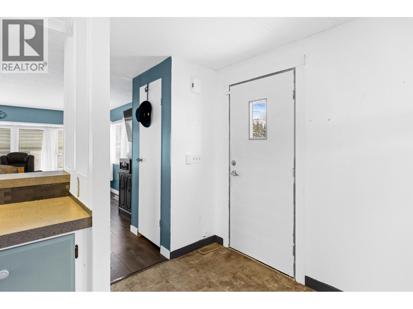 4505 Mclean Creek Road Unit# D21, Okanagan Falls, British Columbia  V0H 1R1 - Photo 6 - 10370369