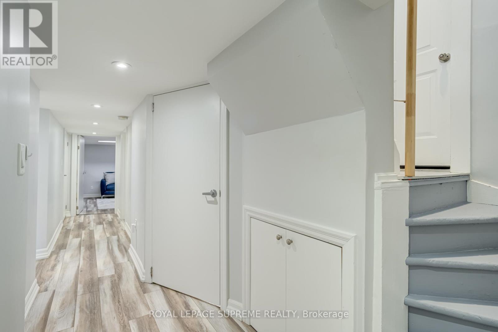 598 Ridelle Avenue, Toronto, Ontario  M6B 1K9 - Photo 19 - W12598374