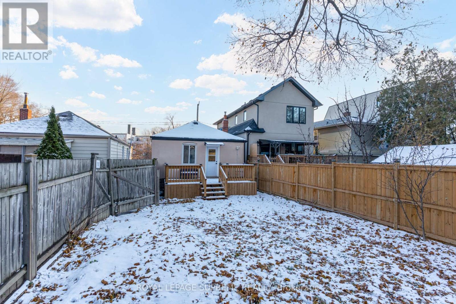 598 Ridelle Avenue, Toronto, Ontario  M6B 1K9 - Photo 34 - W12598374