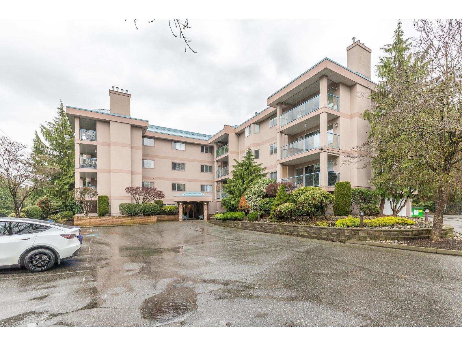 201 33110 George Ferguson Way, Abbotsford, British Columbia  V2S 2L5 - Photo 2 - R3057868