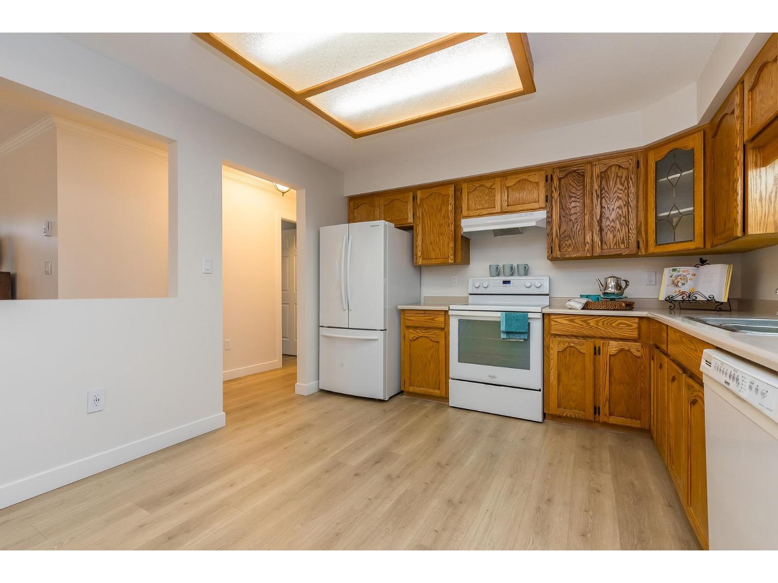 201 33110 George Ferguson Way, Abbotsford, British Columbia  V2S 2L5 - Photo 9 - R3057868