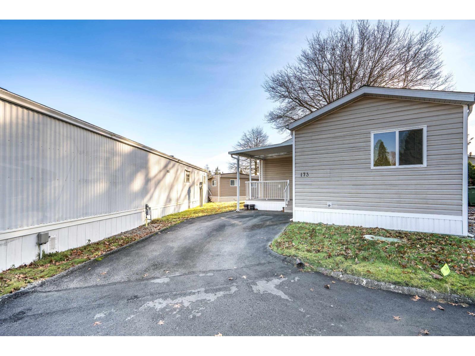 173 1840 160 Street, Surrey, British Columbia  V4A 4X4 - Photo 2 - R3070198