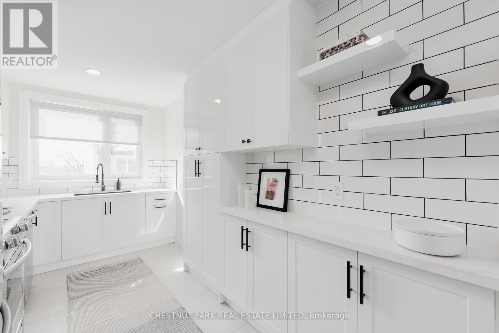 Main - 51 Penhurst Avenue, Toronto, Ontario M8Y 3A9 - Photo 16 - W12583526