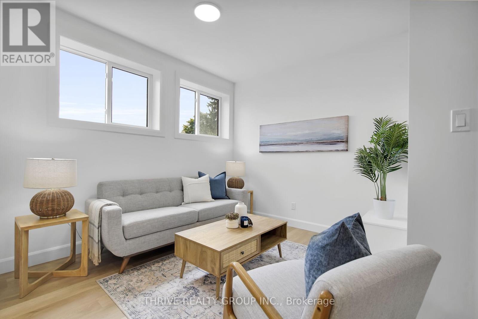 6 - 74 Church Street, Stratford, Ontario  N5A 2R2 - Photo 8 - X12598570