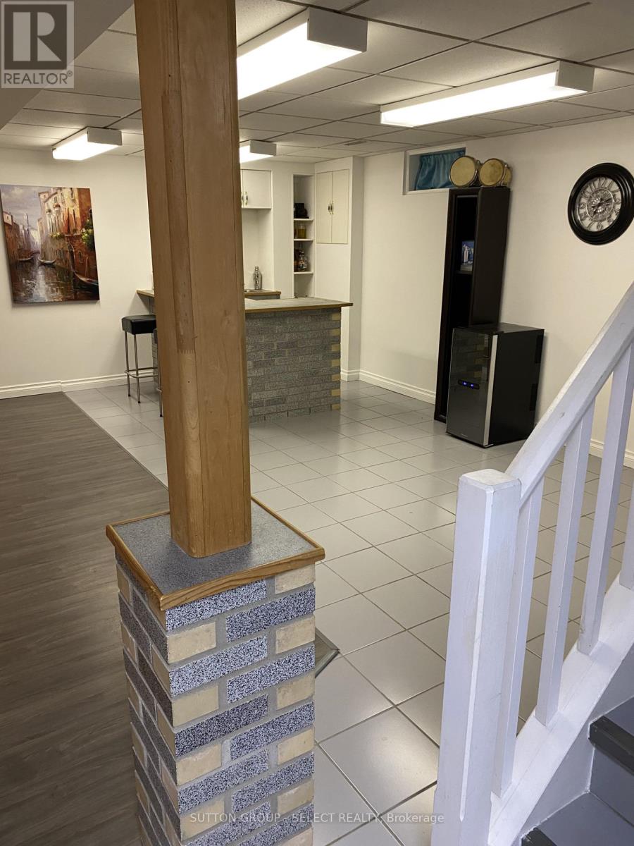 31 Meadowview Road, London South, Ontario  N6J 4E5 - Photo 34 - X12598600