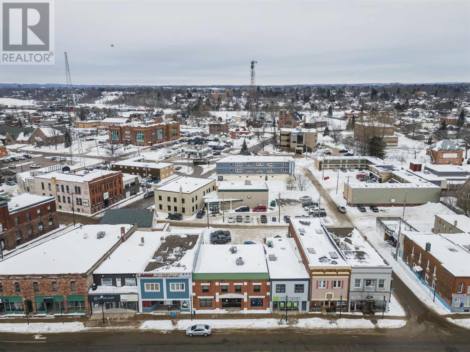 732-734 Queen St E, Sault Ste. Marie, Ontario P6A 2A9 - Photo 8 - SM253404