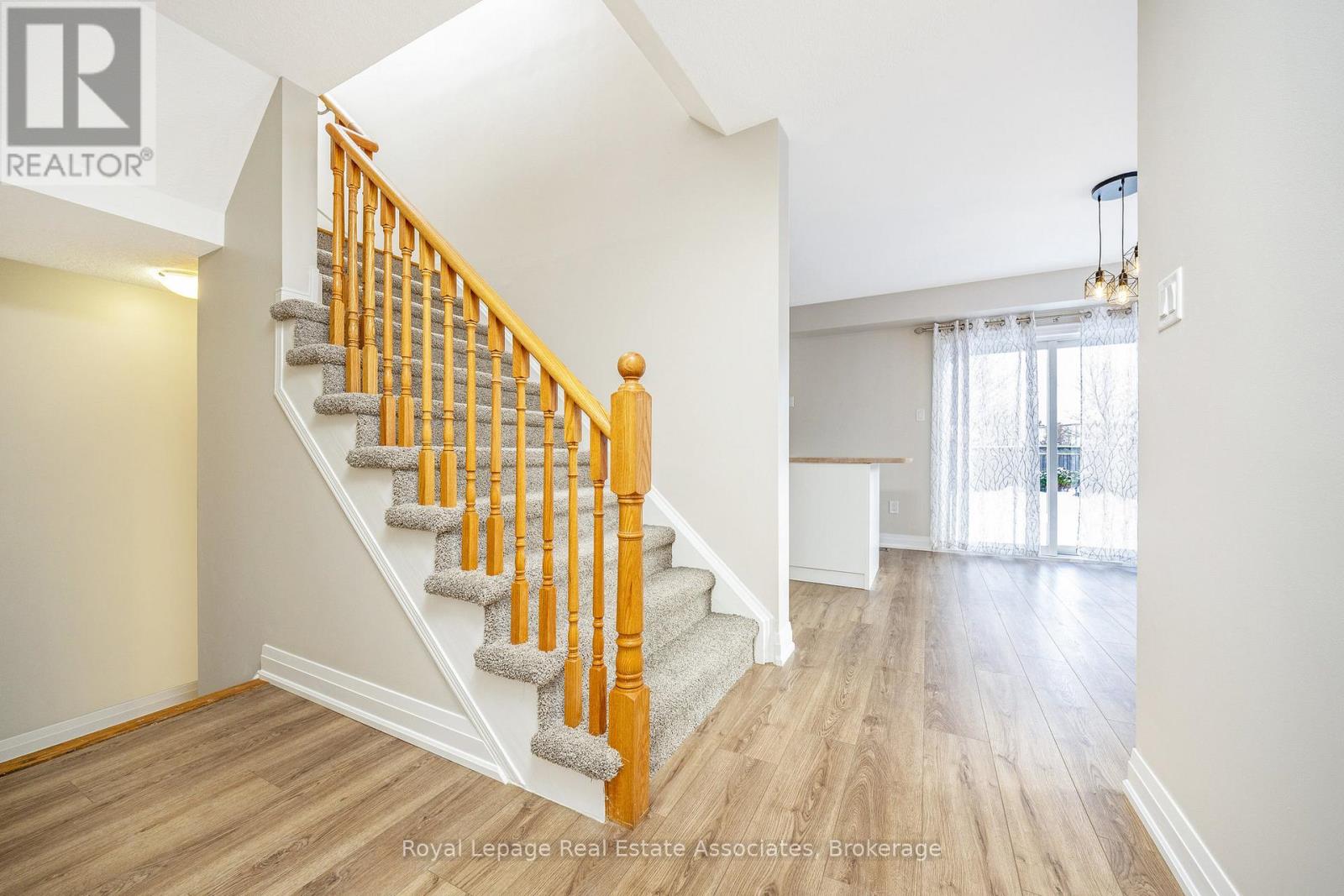 4 Griffiths Avenue, Cambridge, Ontario  N1P 1J7 - Photo 12 - X12598360