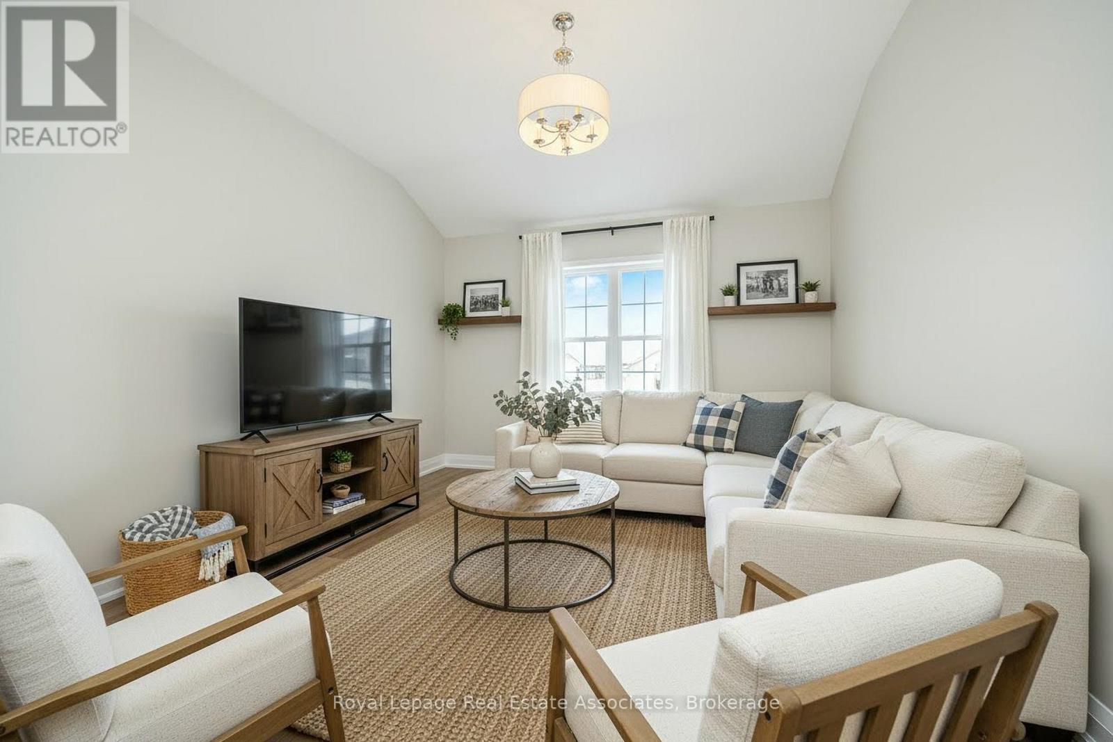 4 Griffiths Avenue, Cambridge, Ontario  N1P 1J7 - Photo 13 - X12598360