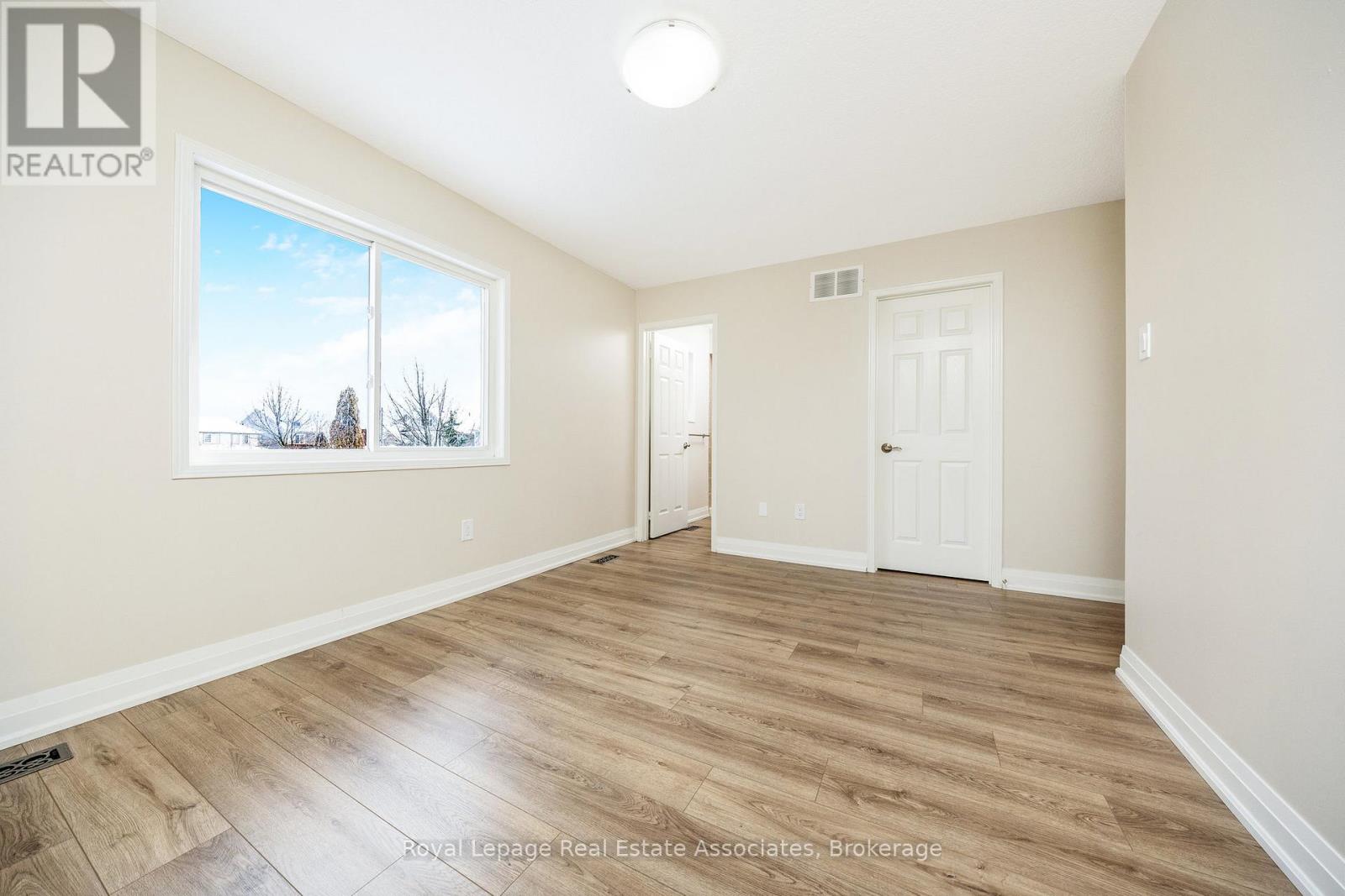 4 Griffiths Avenue, Cambridge, Ontario  N1P 1J7 - Photo 16 - X12598360