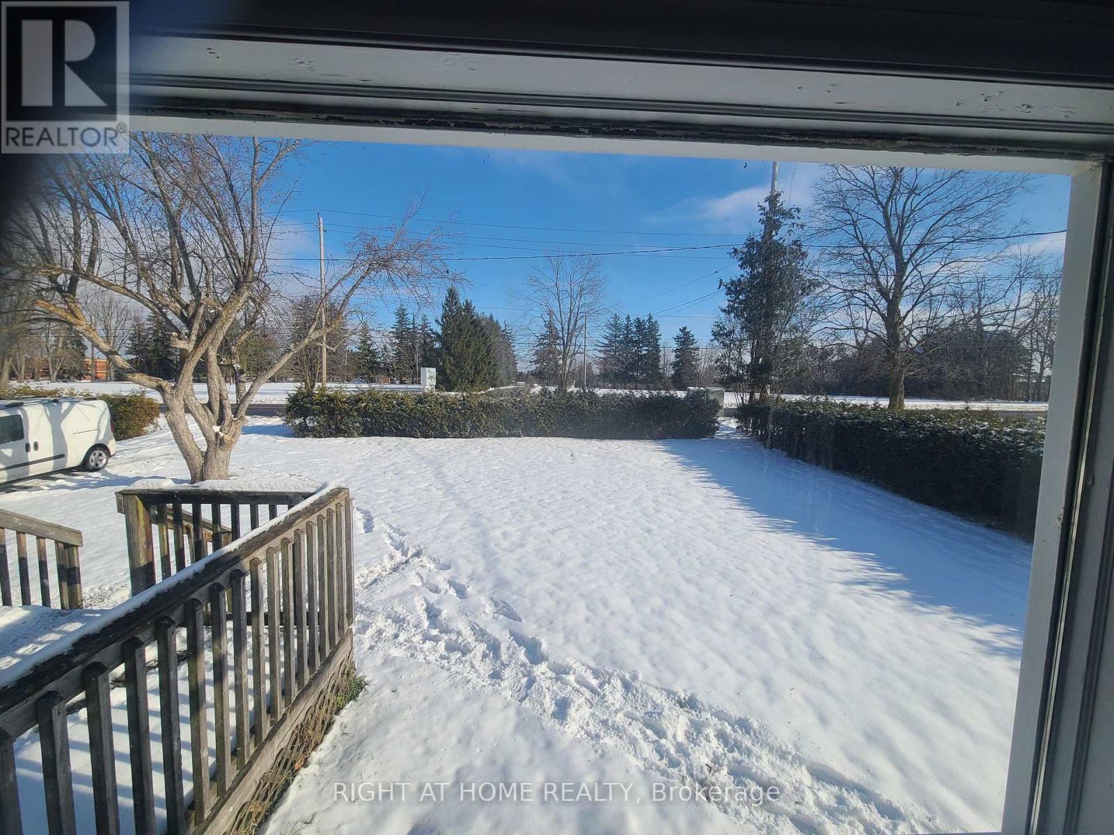 229 Angeline Street S, Kawartha Lakes, Ontario  K9V 4R2 - Photo 3 - X12598420