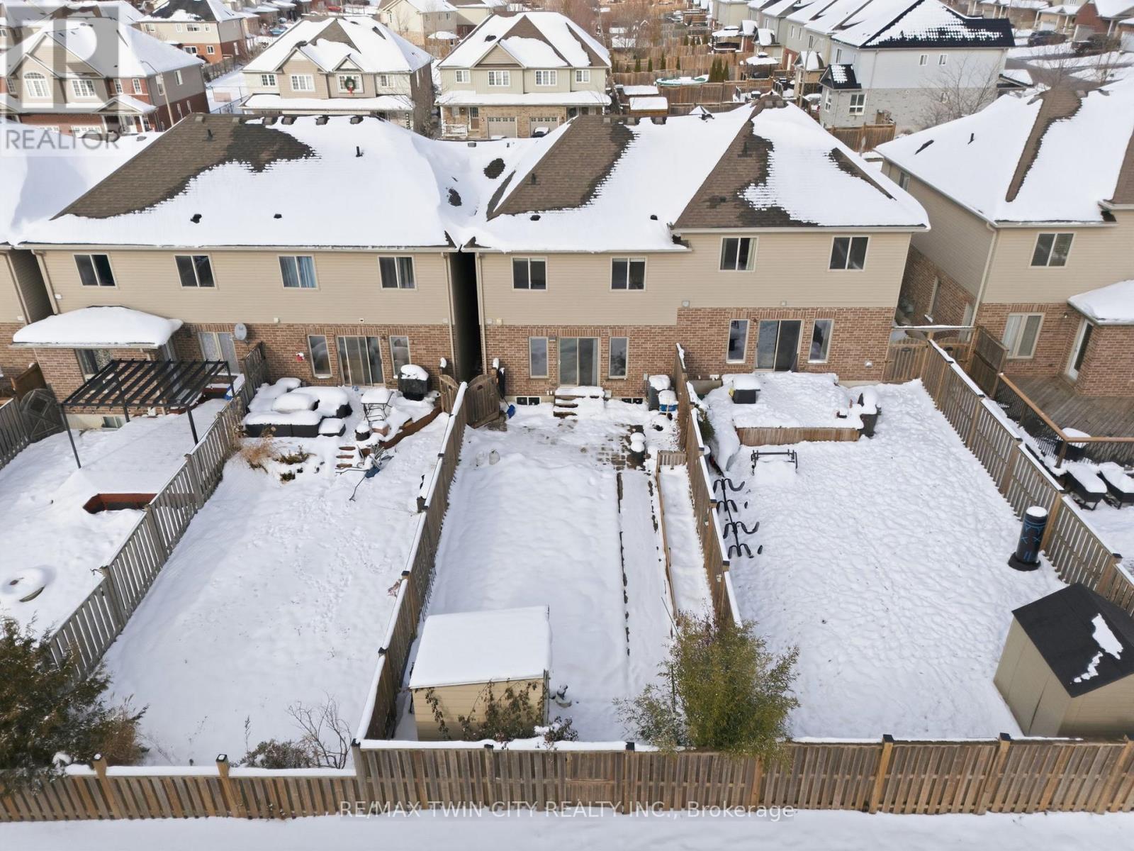 347 Vincent Drive, North Dumfries, Ontario N0B 1E0 - Photo 33 - X12598434