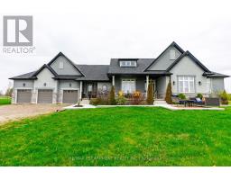 20 CHESSWOOD TRAIL, Hamilton, Ontario