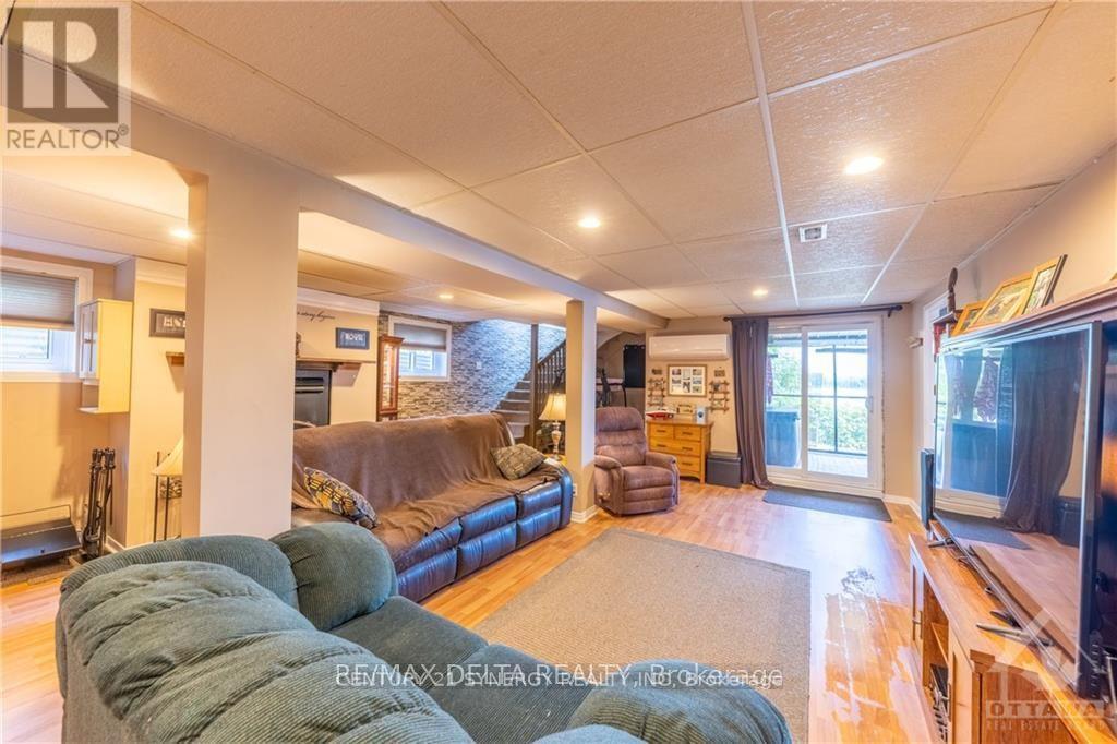 3641 Principale Street, Alfred And Plantagenet, Ontario K0A 3K0 - Photo 14 - X12598486