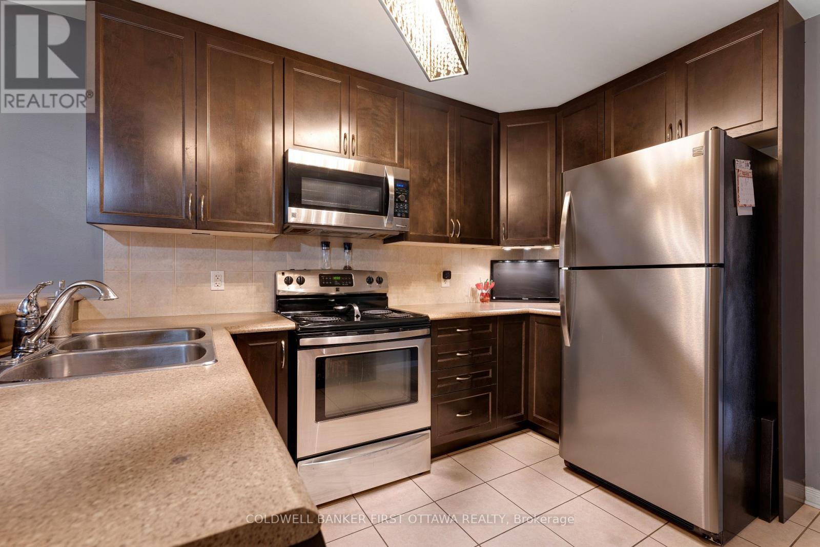 150 Urbancrest Private, Ottawa, Ontario  T1P 1L9 - Photo 17 - X12598530