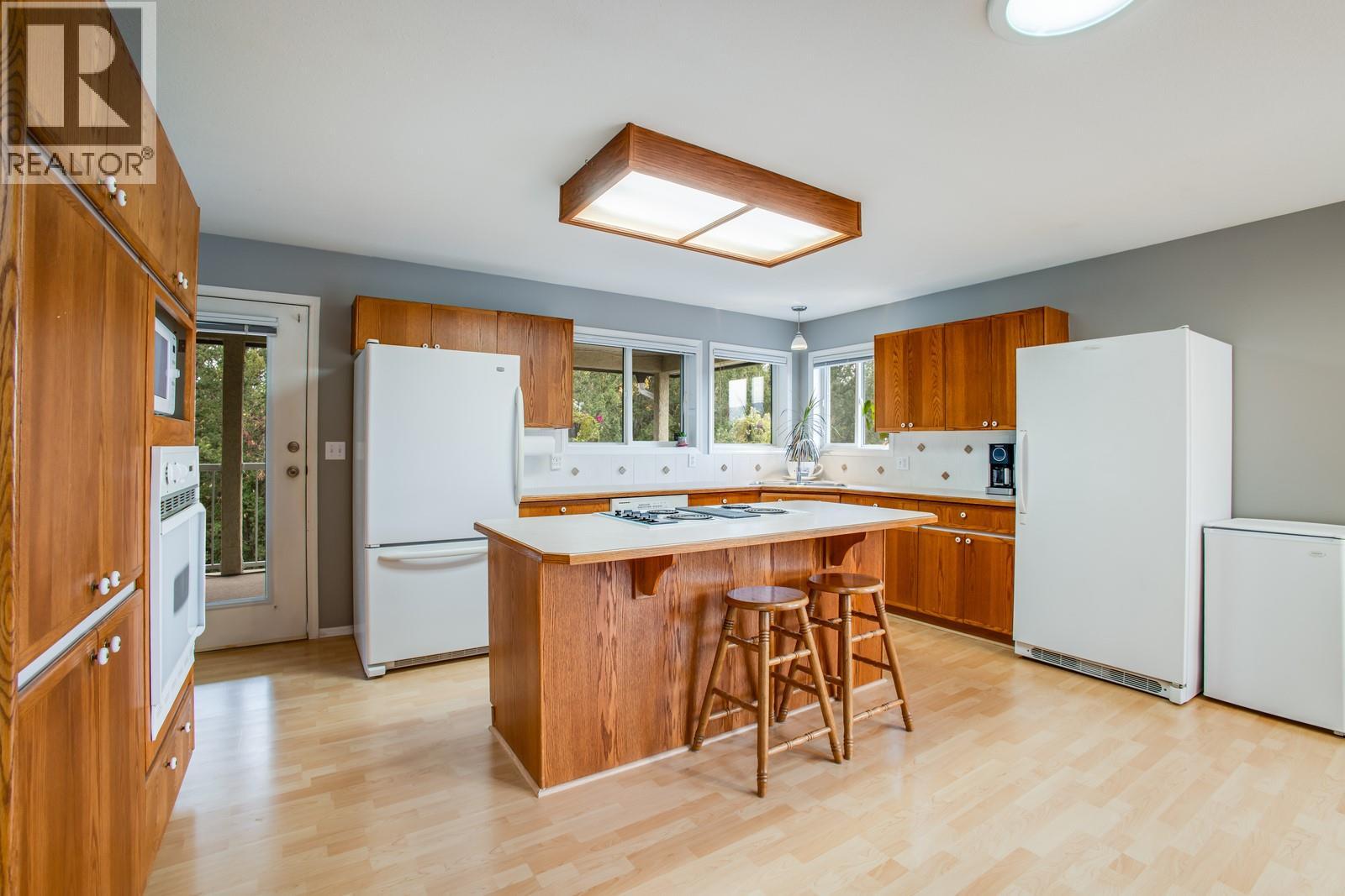 1650 Highland Drive N, Kelowna, British Columbia  V1Y 4K8 - Photo 11 - 10370534