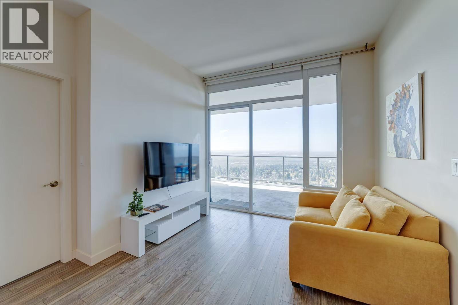 3804 6383 Mckay Avenue, Burnaby, British Columbia V5H 0H8 - Photo 2 - R3071850