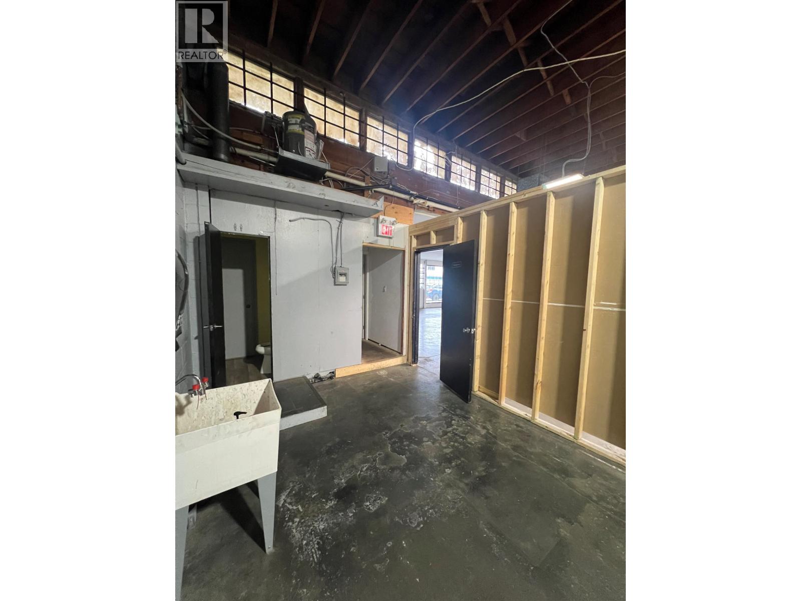 1470 Pemberton Avenue, North Vancouver, British Columbia  V7P 2S1 - Photo 11 - C8074275