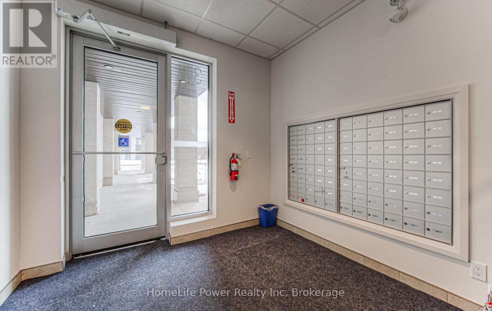 221 - 301 Westmount Road, Kitchener, Ontario  N2M 5M9 - Photo 15 - X12507842