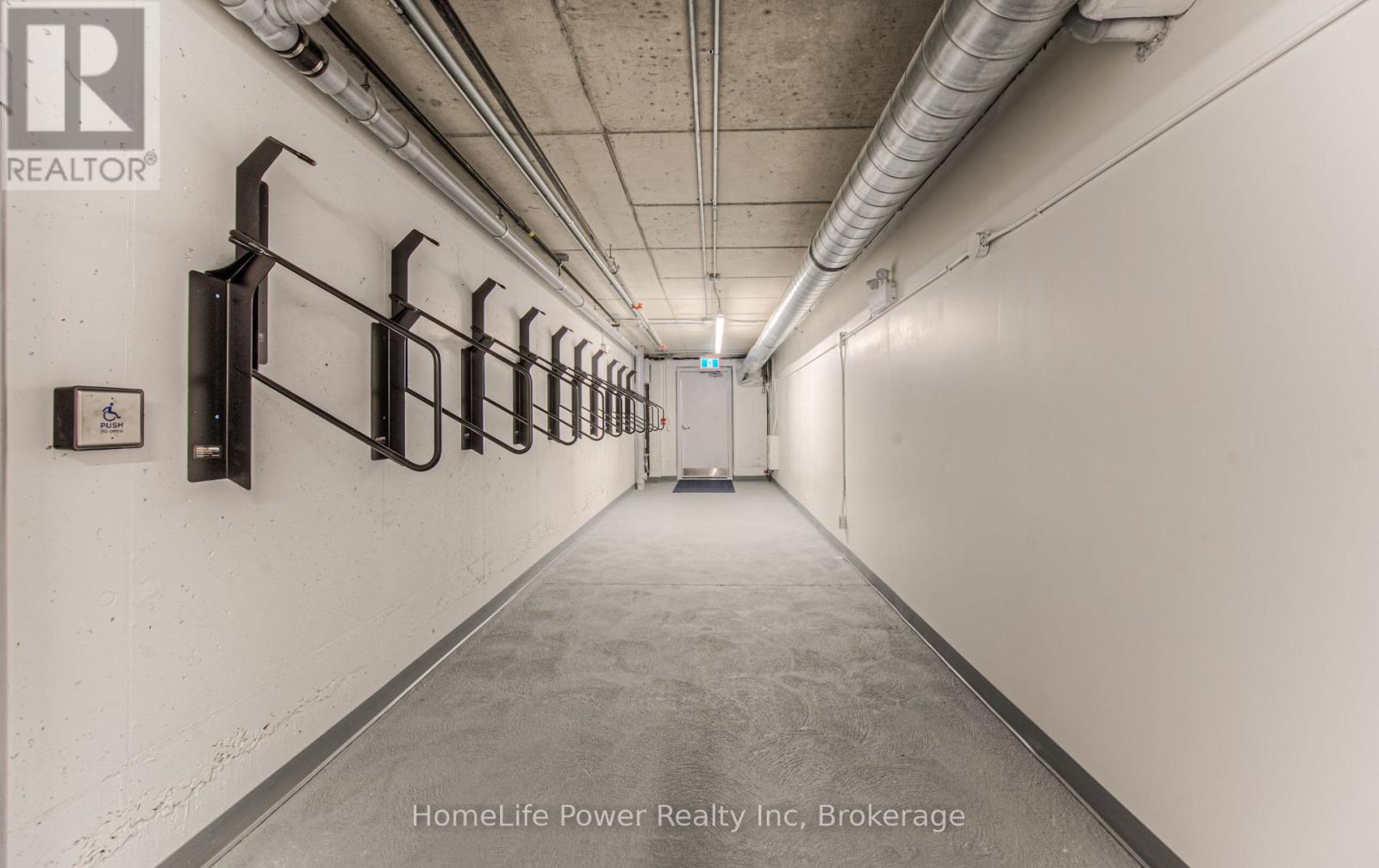 221 - 301 Westmount Road, Kitchener, Ontario  N2M 5M9 - Photo 20 - X12507842