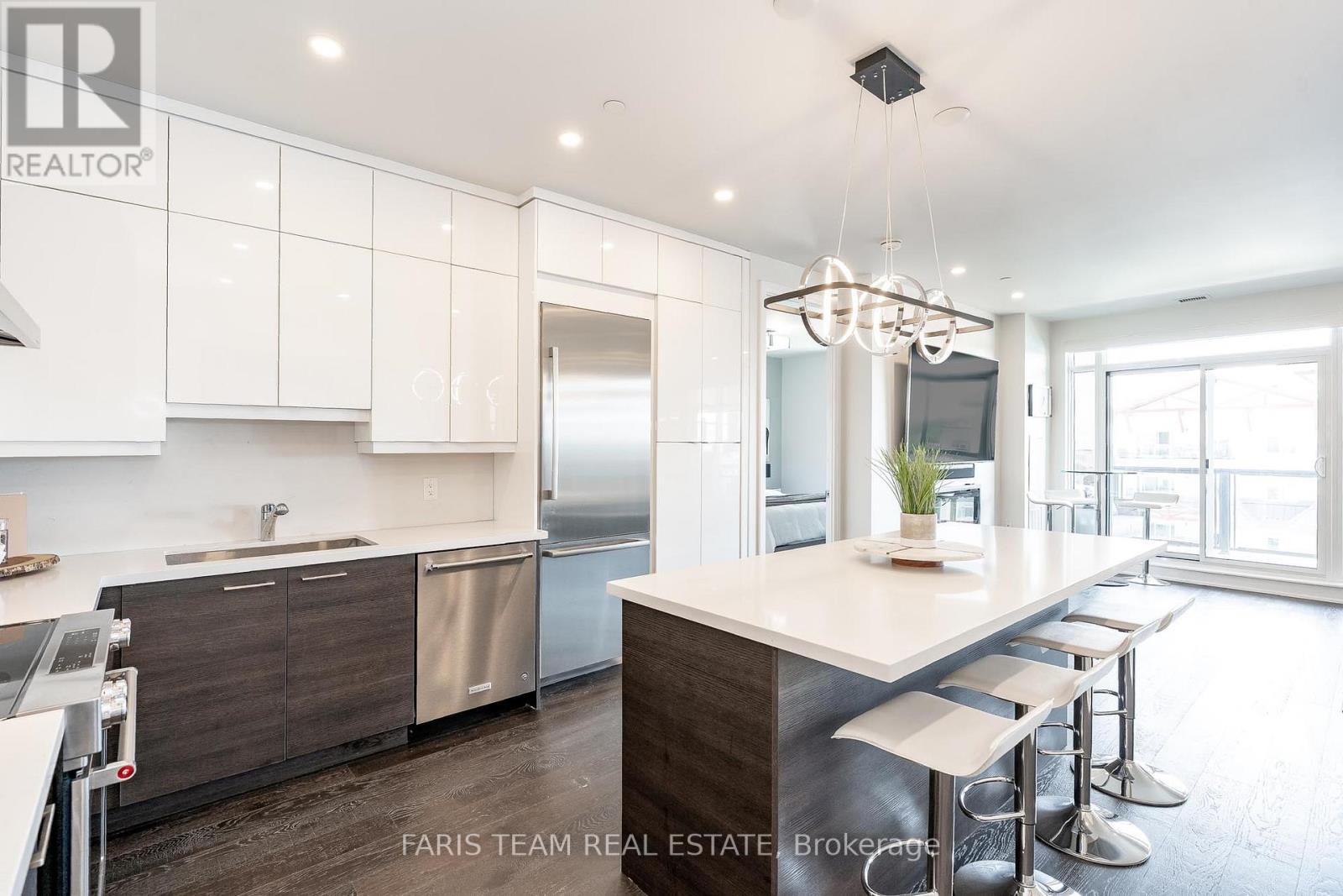 604 - 90 Orchard Point Road, Orillia, Ontario  L3V 8K4 - Photo 6 - S12249221