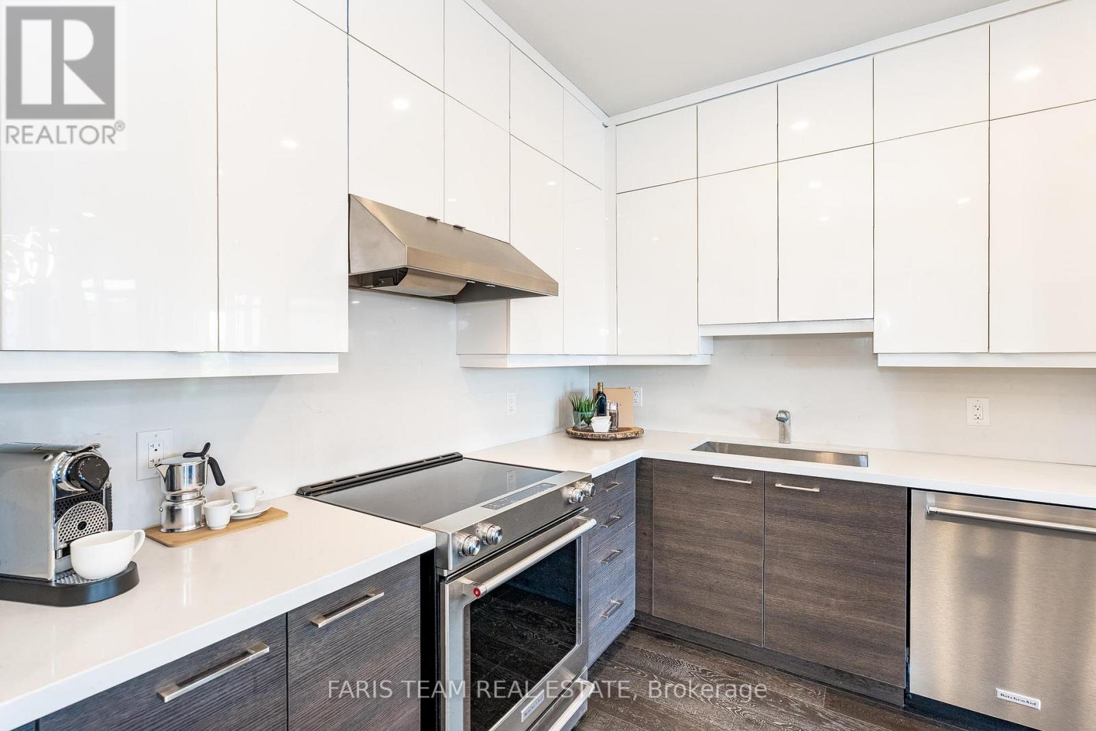 604 - 90 Orchard Point Road, Orillia, Ontario  L3V 8K4 - Photo 5 - S12249221