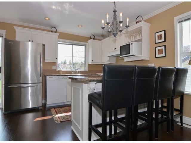 8716 Walnut Grove Drive, Langley, British Columbia  V1M 2K2 - Photo 3 - R3071898