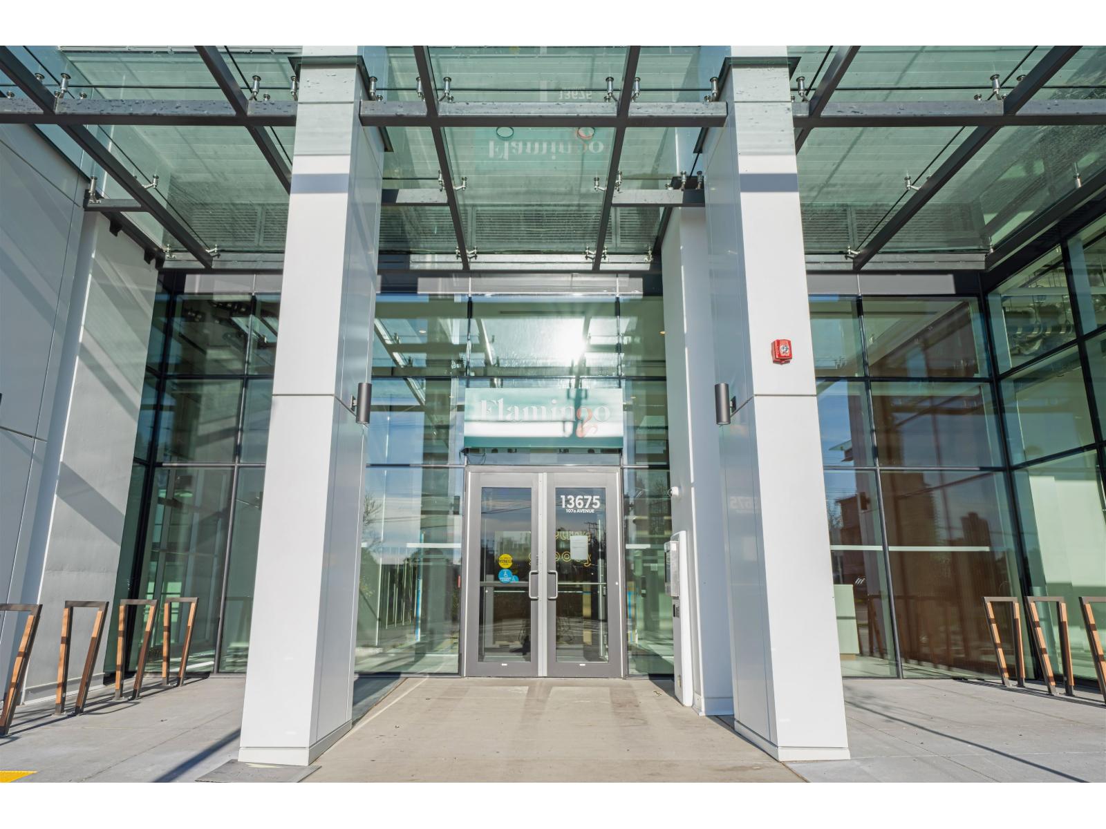 402 13675 107a Street, Surrey, British Columbia V3T 0X2 - Photo 2 - R3071899