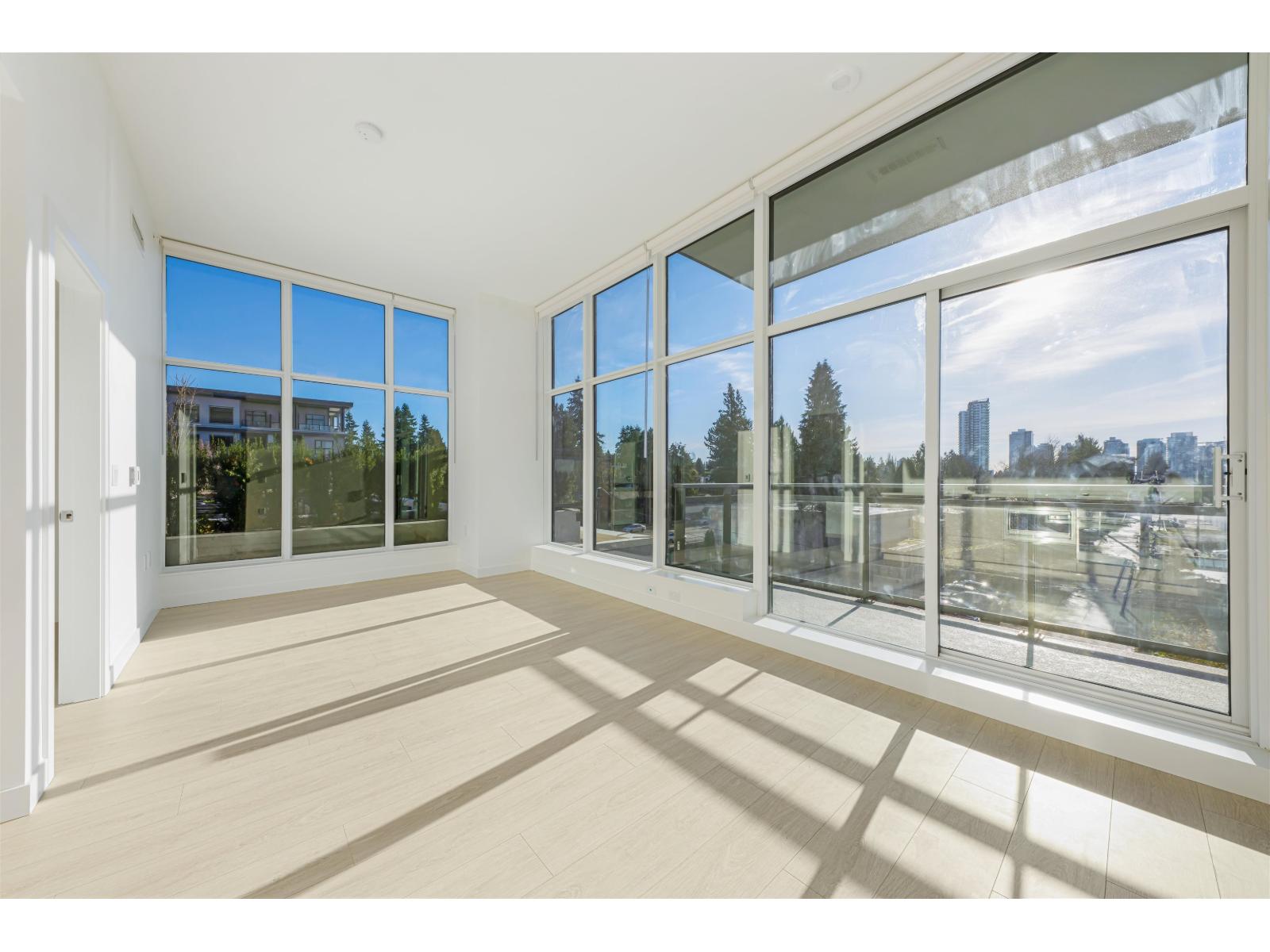 402 13675 107a Street, Surrey, British Columbia V3T 0X2 - Photo 9 - R3071899