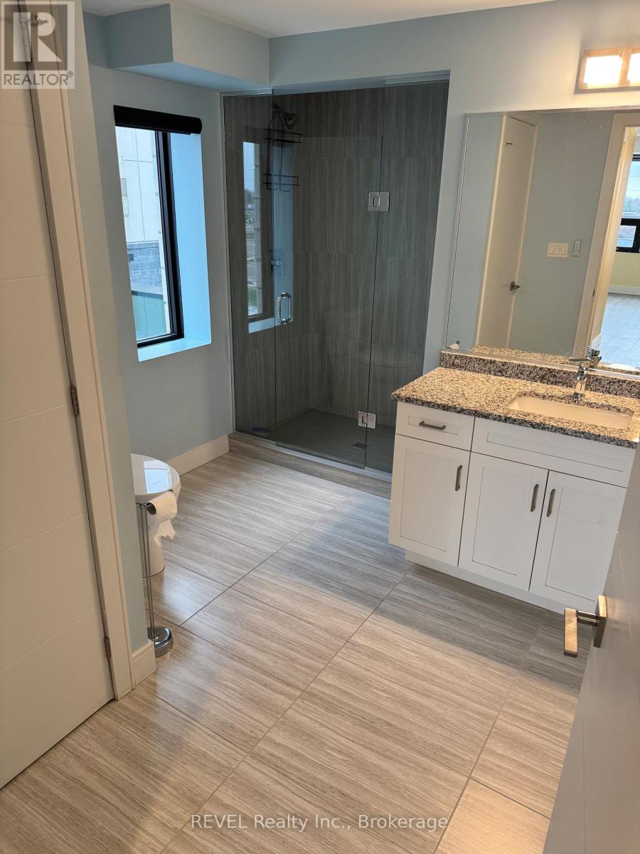 304 - 300g Fourth Avenue, St. Catharines, Ontario  L2S 0E6 - Photo 9 - X12522970