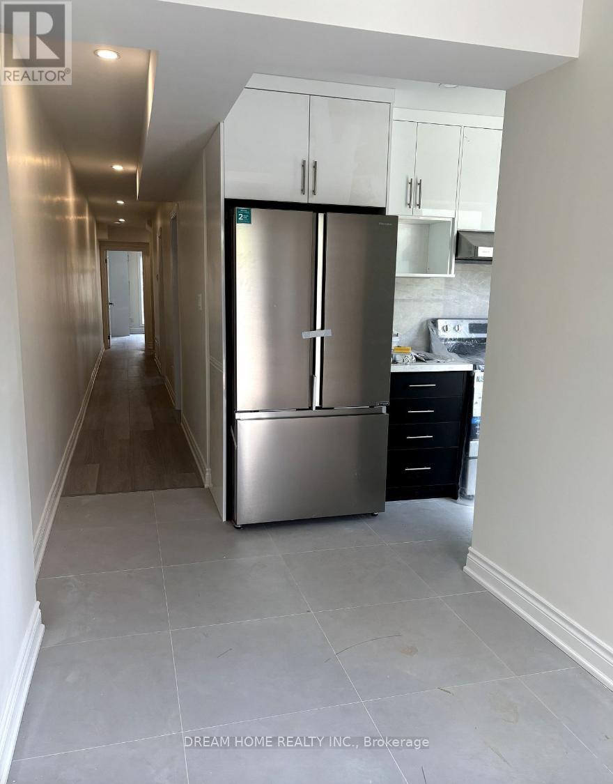 101 - 643 Bathurst Street, Toronto (Kensington-Chinatown), Ontario  M5S 2R2 - Photo 6 - C12598516