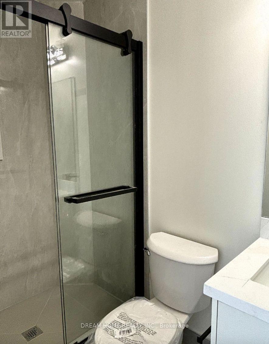 101 - 643 Bathurst Street, Toronto (Kensington-Chinatown), Ontario  M5S 2R2 - Photo 7 - C12598516