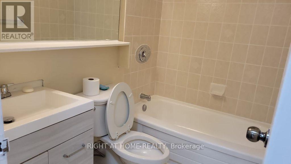 701 - 177 Linus Road E, Toronto, Ontario  M2J 4S5 - Photo 18 - C12598544