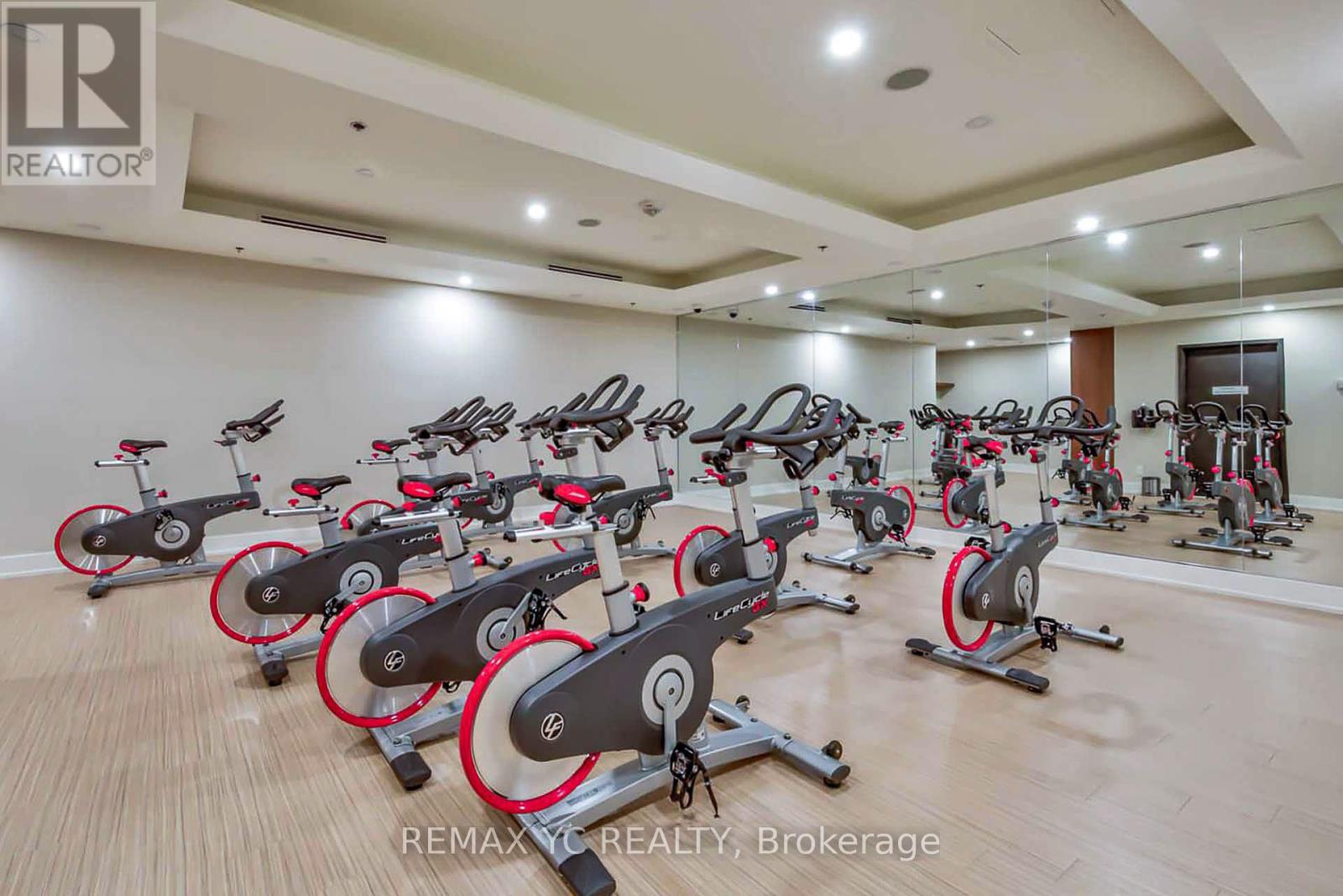 1811 - 99 Foxbar Road, Toronto, Ontario  M4V 0B2 - Photo 17 - C12598550