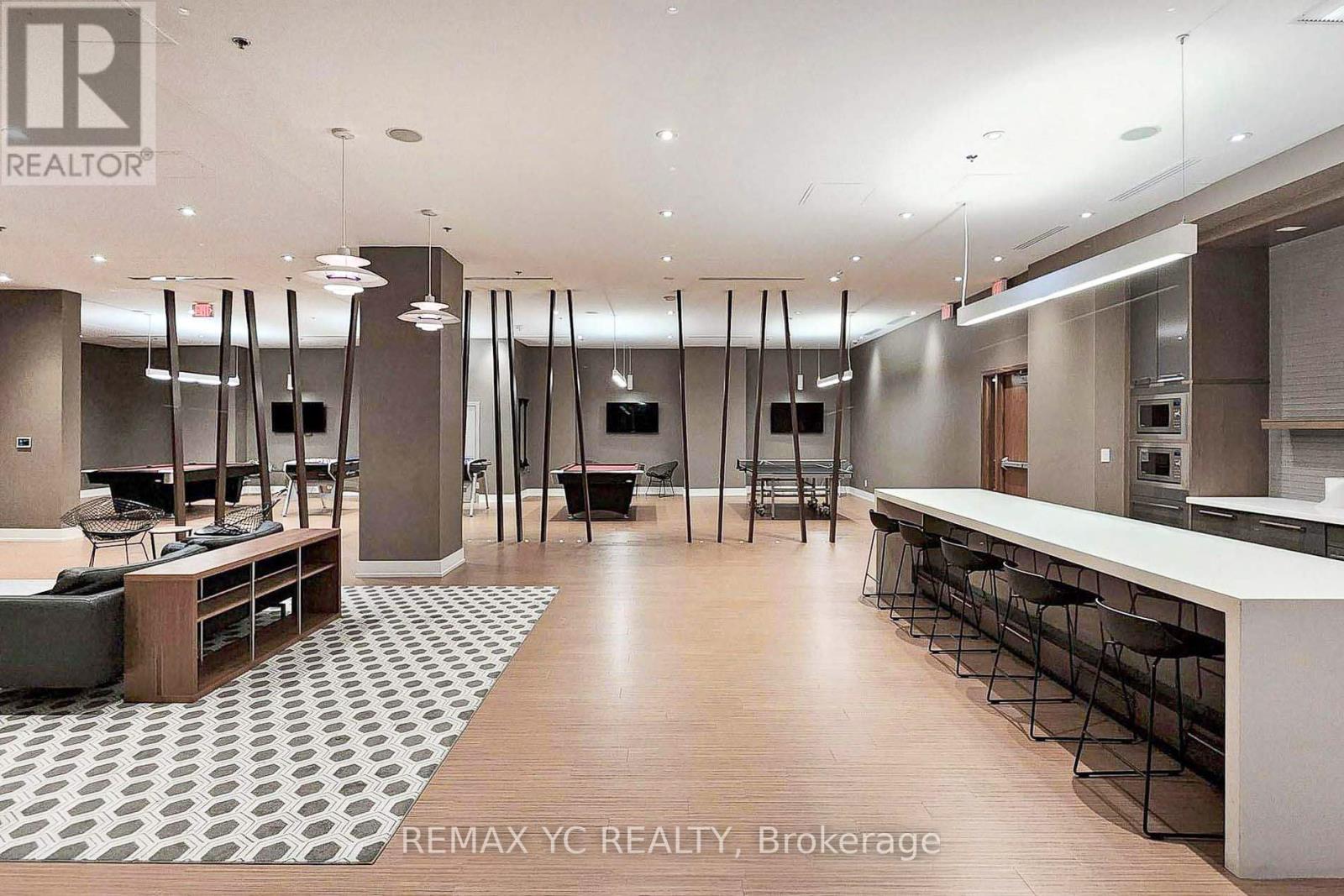 1811 - 99 Foxbar Road, Toronto, Ontario  M4V 0B2 - Photo 19 - C12598550