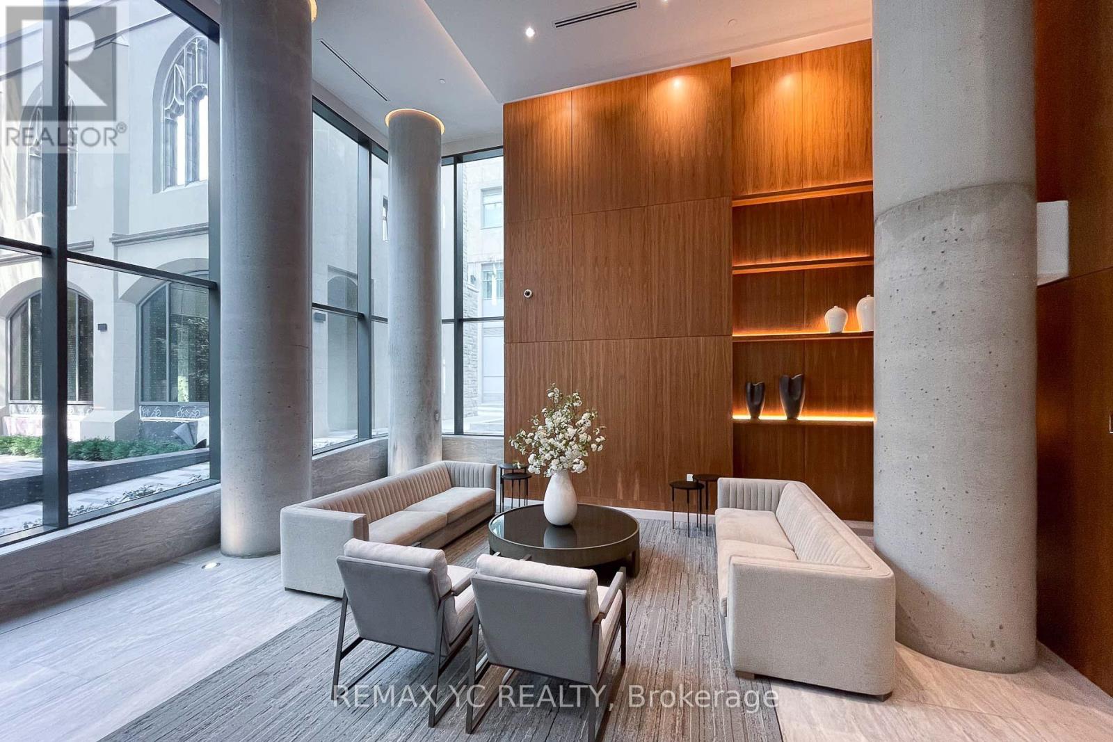 1811 - 99 Foxbar Road, Toronto, Ontario  M4V 0B2 - Photo 23 - C12598550