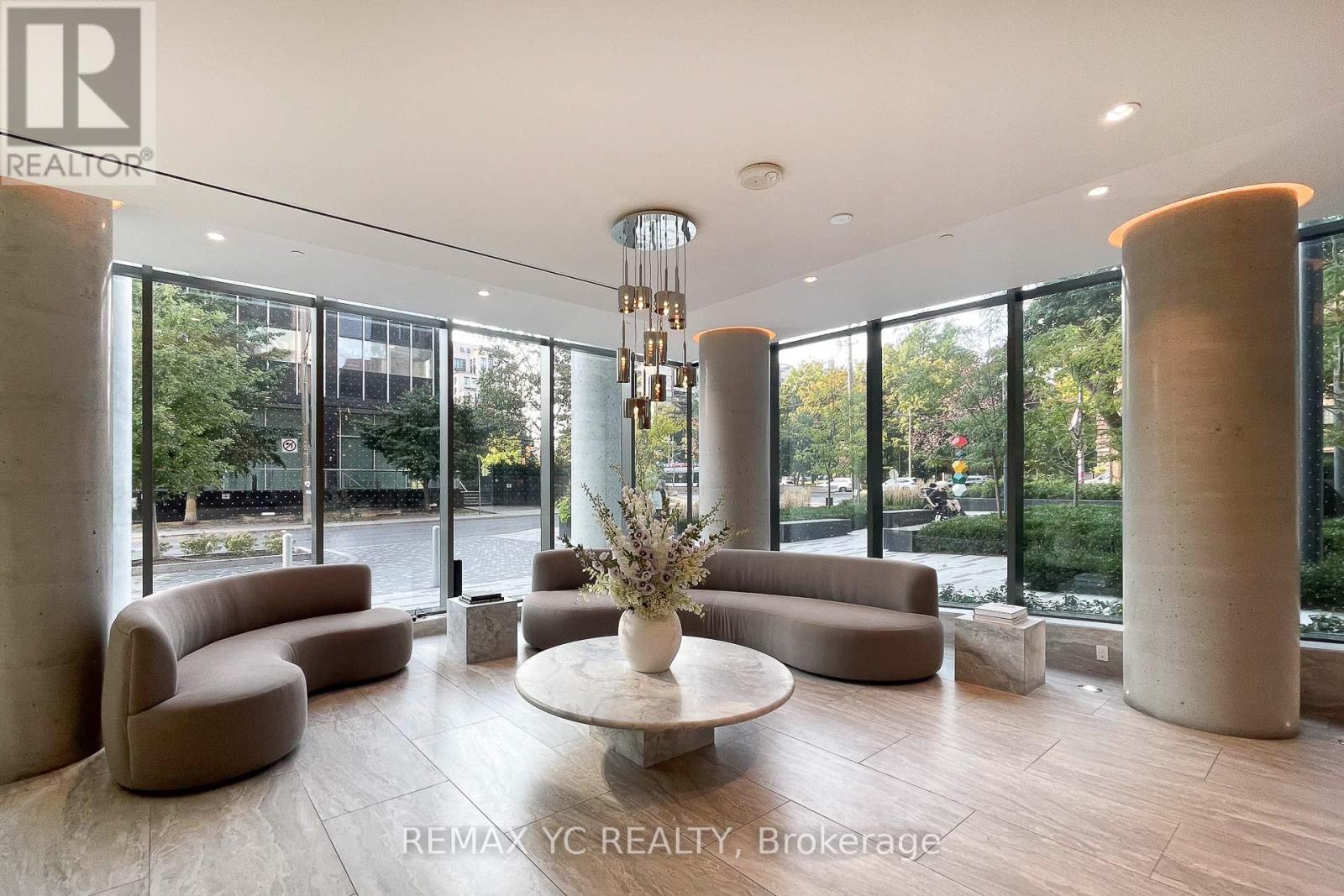 1811 - 99 Foxbar Road, Toronto, Ontario  M4V 0B2 - Photo 24 - C12598550