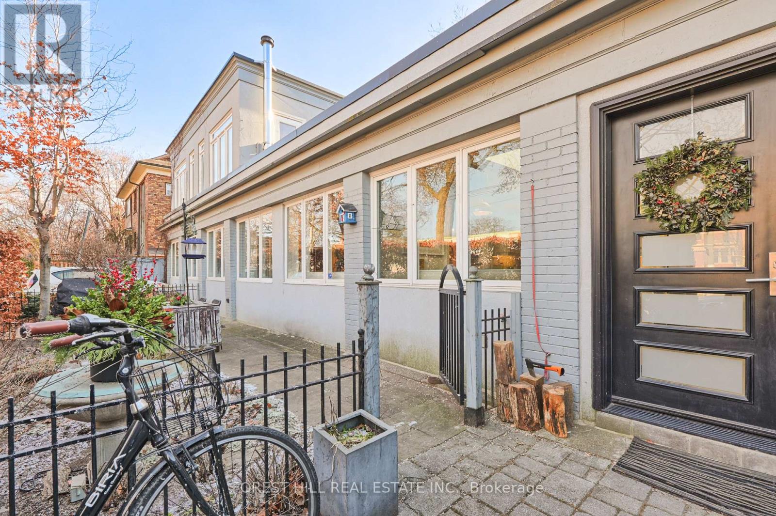 59 Barton Avenue, Toronto (Annex), Ontario  M6G 1P5 - Photo 2 - C12598596