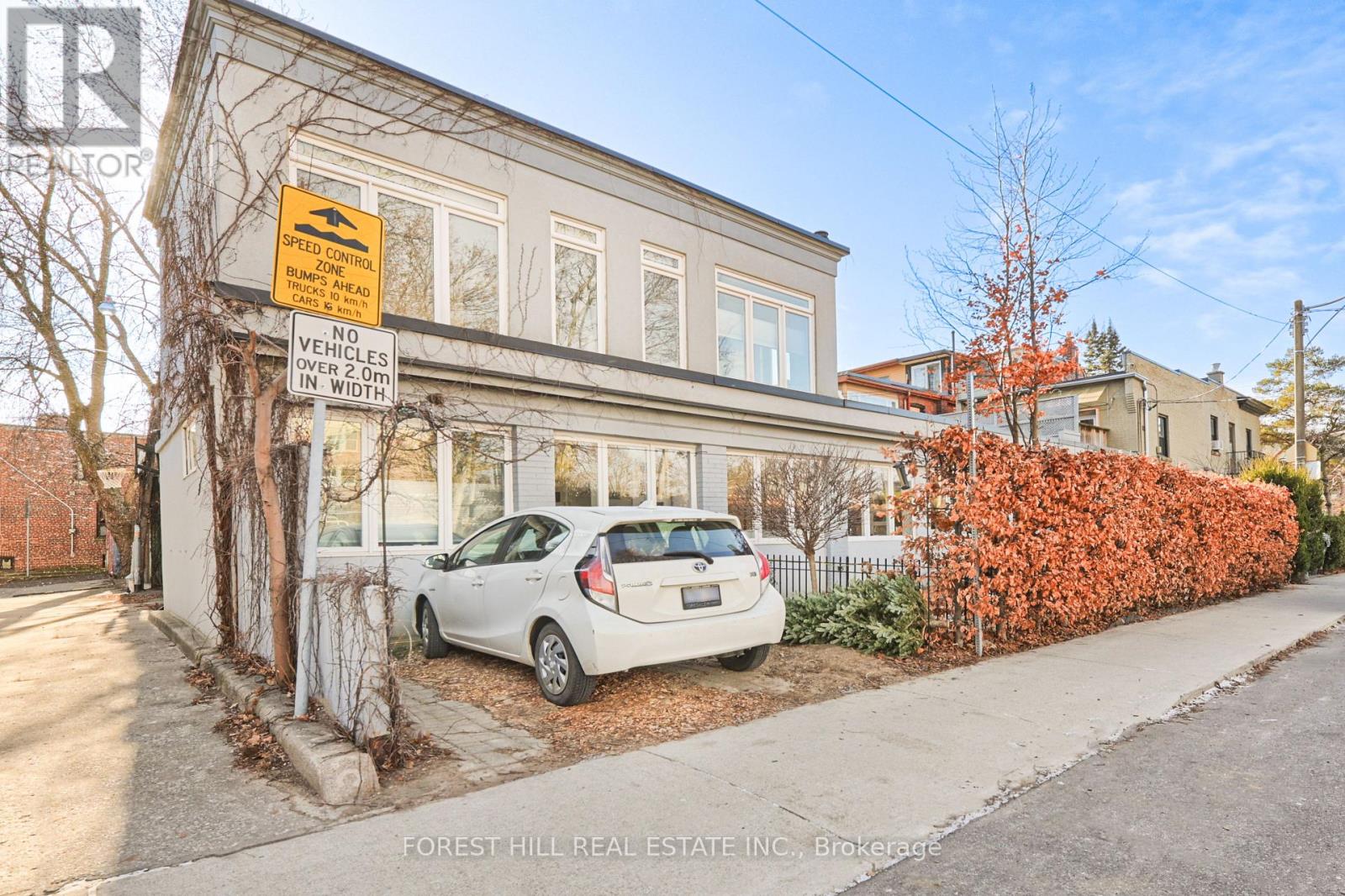59 Barton Avenue, Toronto (Annex), Ontario  M6G 1P5 - Photo 3 - C12598596