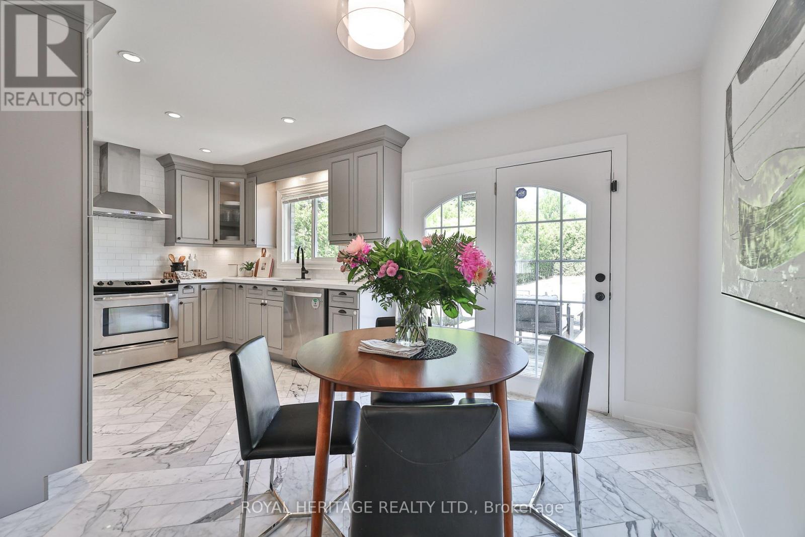 532 Powell Road, Whitby, Ontario  L1N 6Y7 - Photo 19 - E12598558