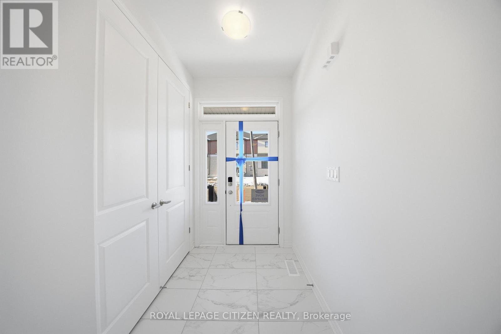 3513 Brickyard Drive, Pickering, Ontario  L1X 0J2 - Photo 3 - E12598606