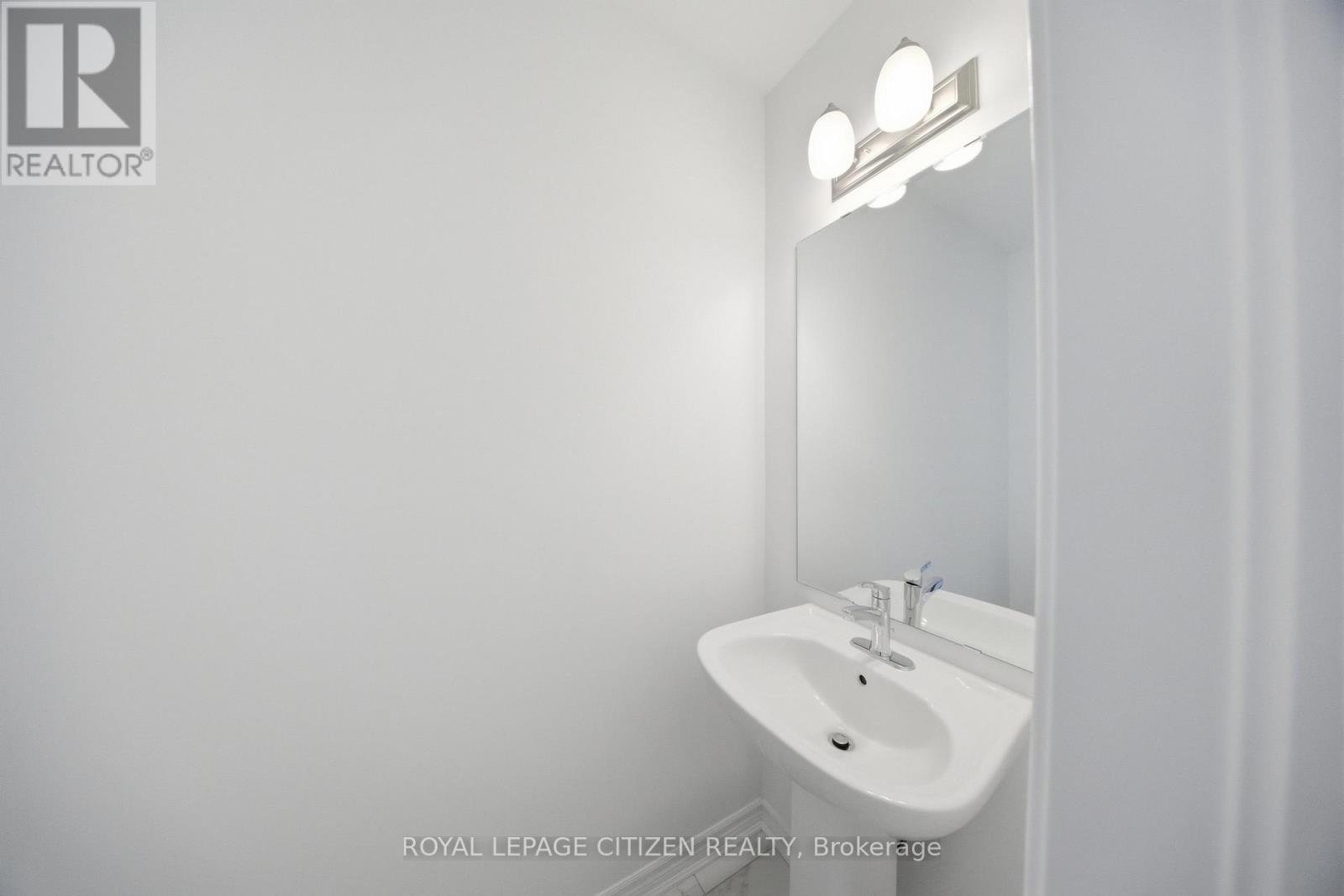 3513 Brickyard Drive, Pickering, Ontario  L1X 0J2 - Photo 5 - E12598606