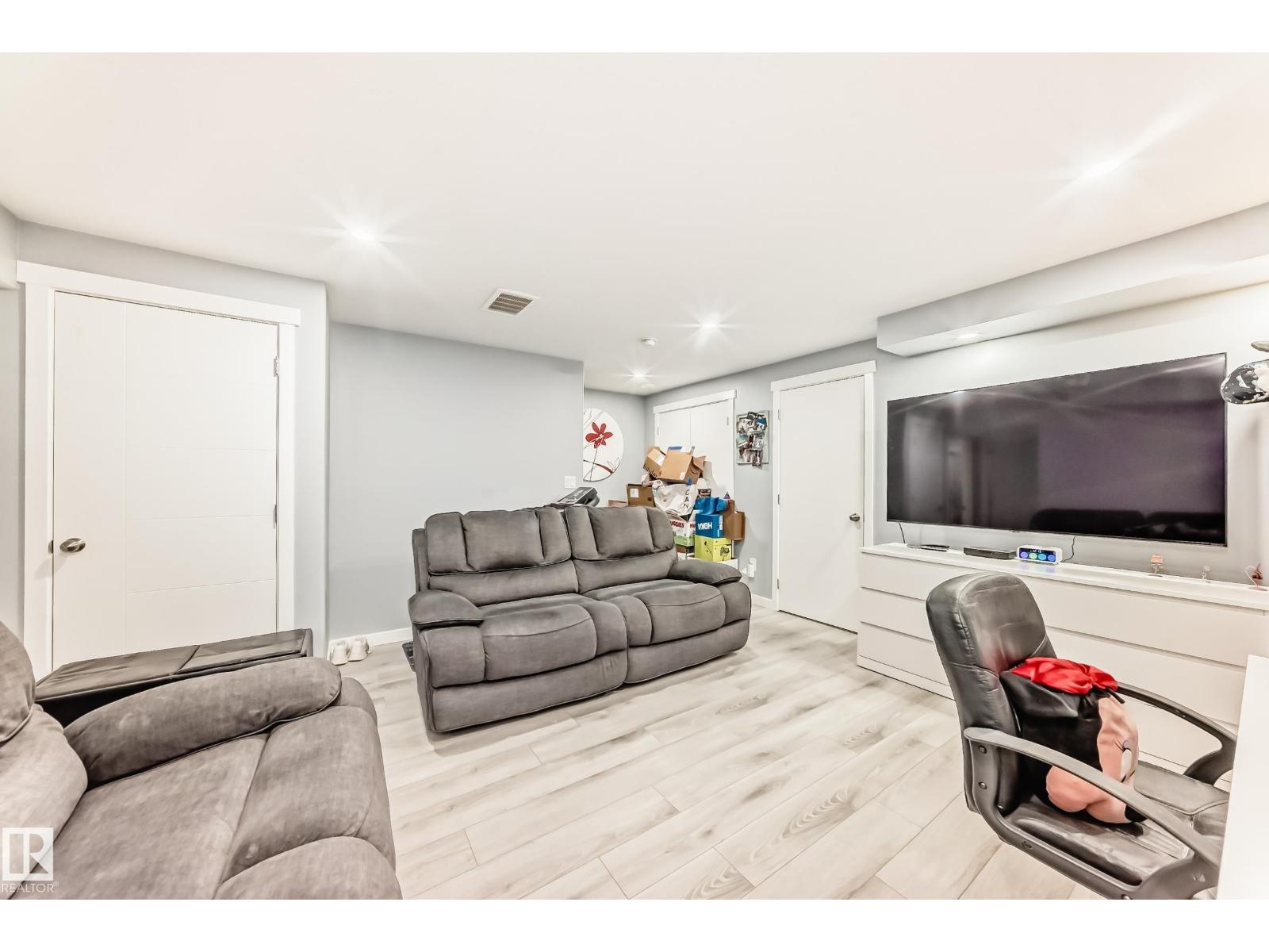 671 Lewis Green Dr Nw, Edmonton, Alberta  T5T 4V9 - Photo 34 - E4467241