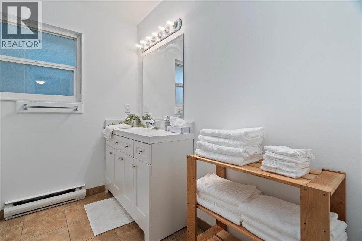 663-665 Harrison Avenue, Coquitlam, British Columbia  V3J 3Z6 - Photo 20 - R3055622